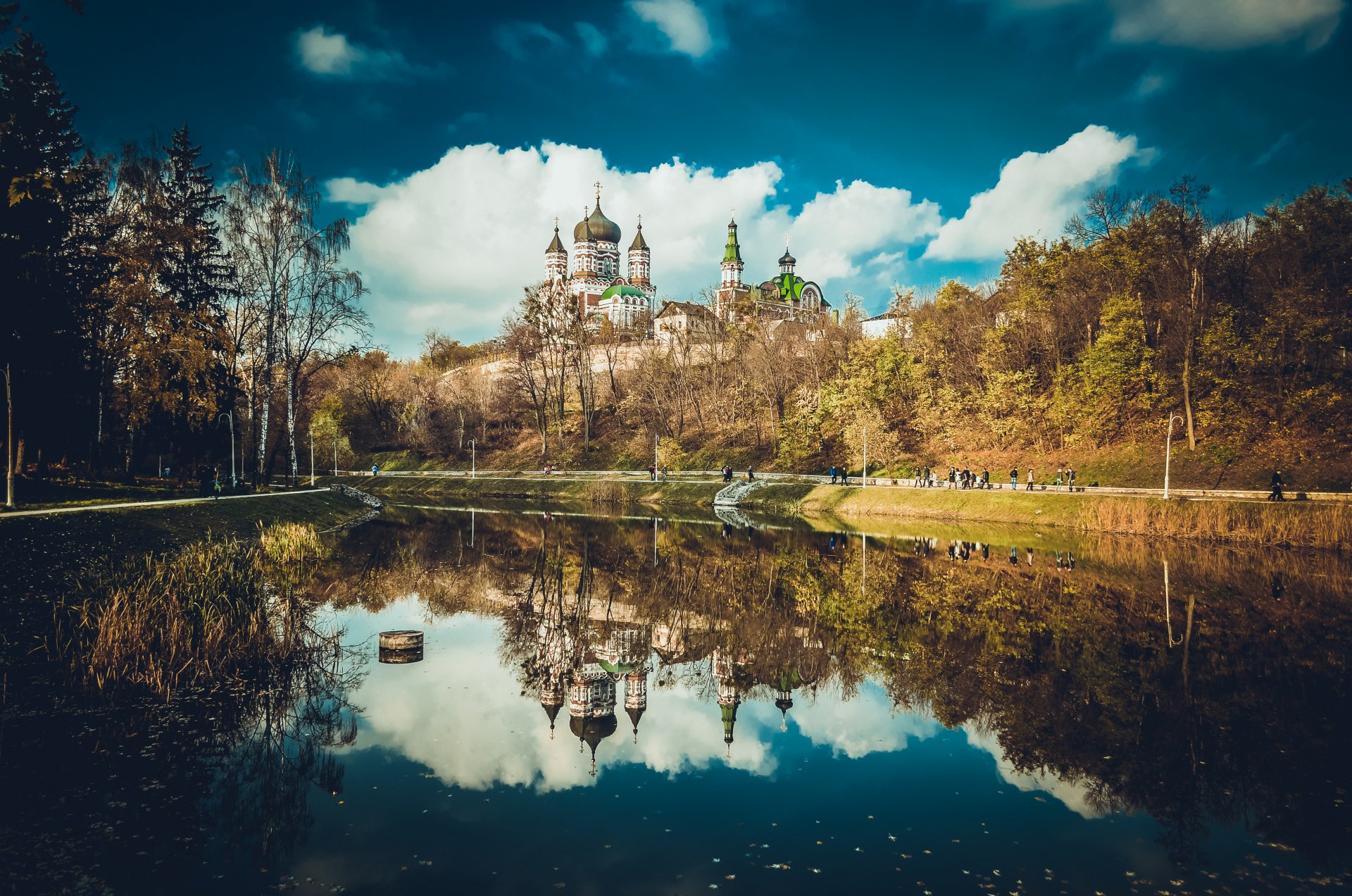 katedra kościół odbicie niebieski park teofania kijów