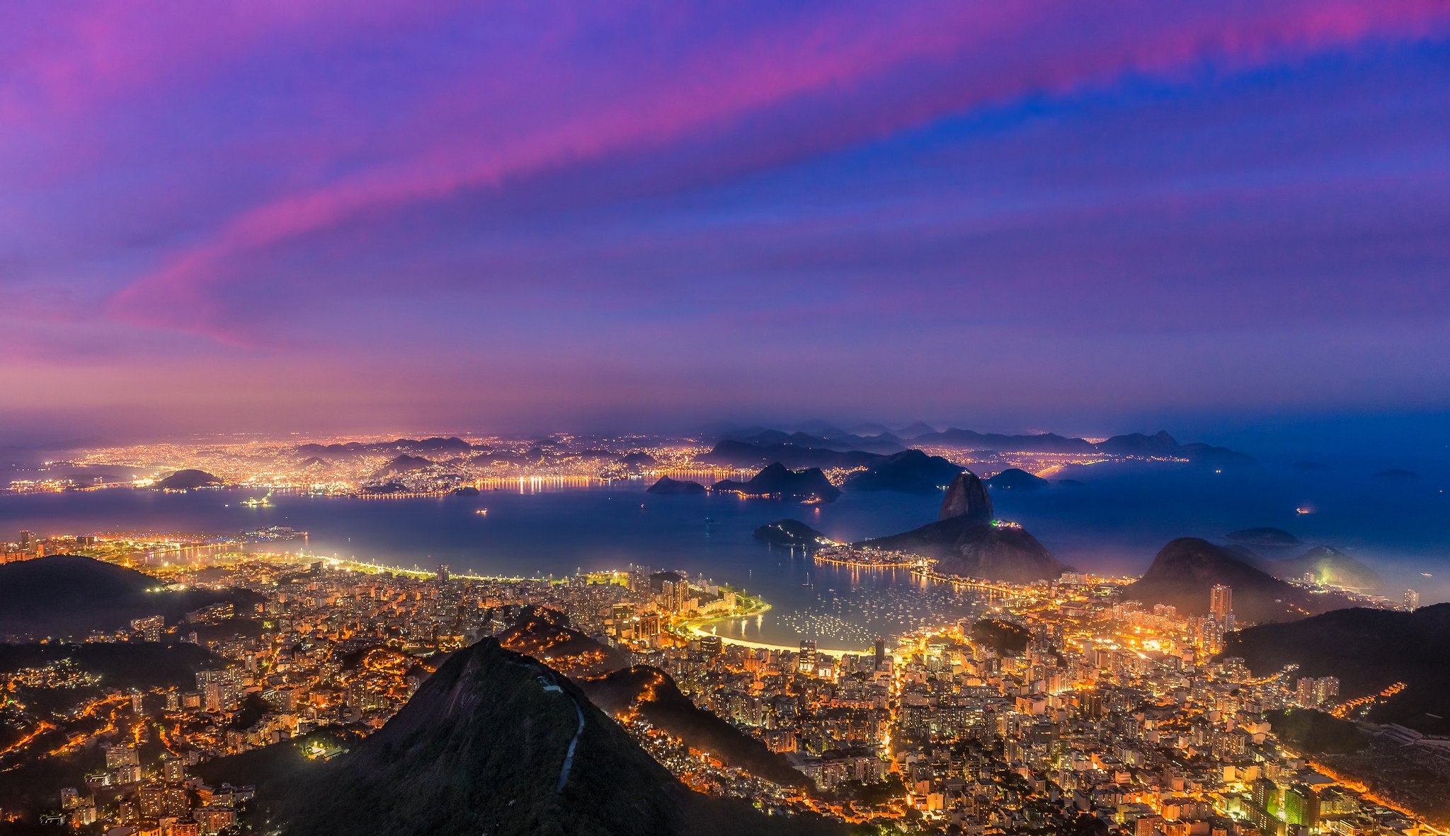 brazil rio de janeiro pão de açúcar bay boats lanterns sunset rio de janeiro bay ships light