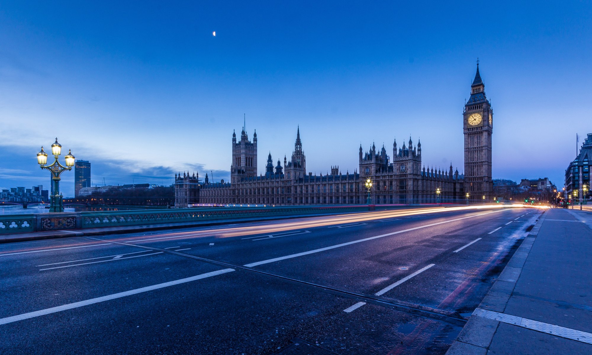 london bridge light