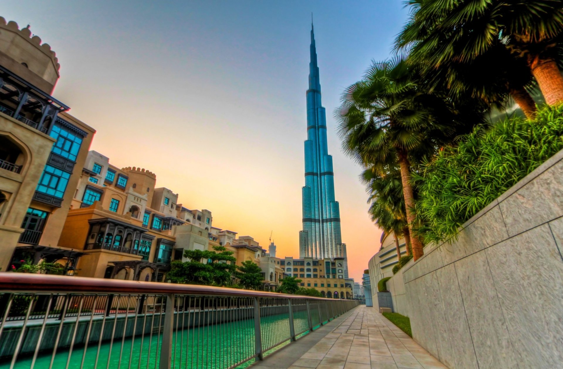 dubaï émirats arabes unis soirée burj khalifa