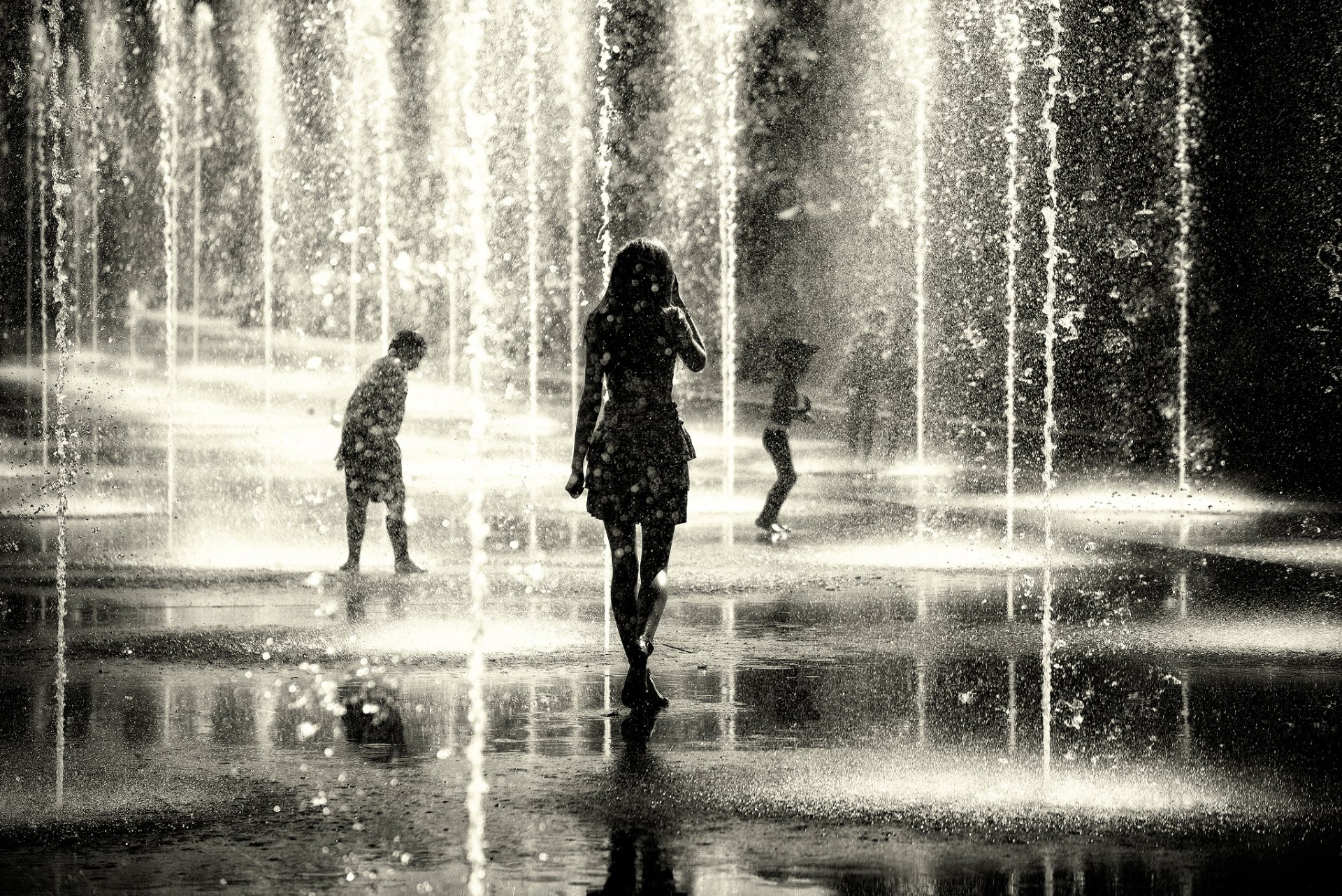 stadt mädchen brunnen tropfen kinder