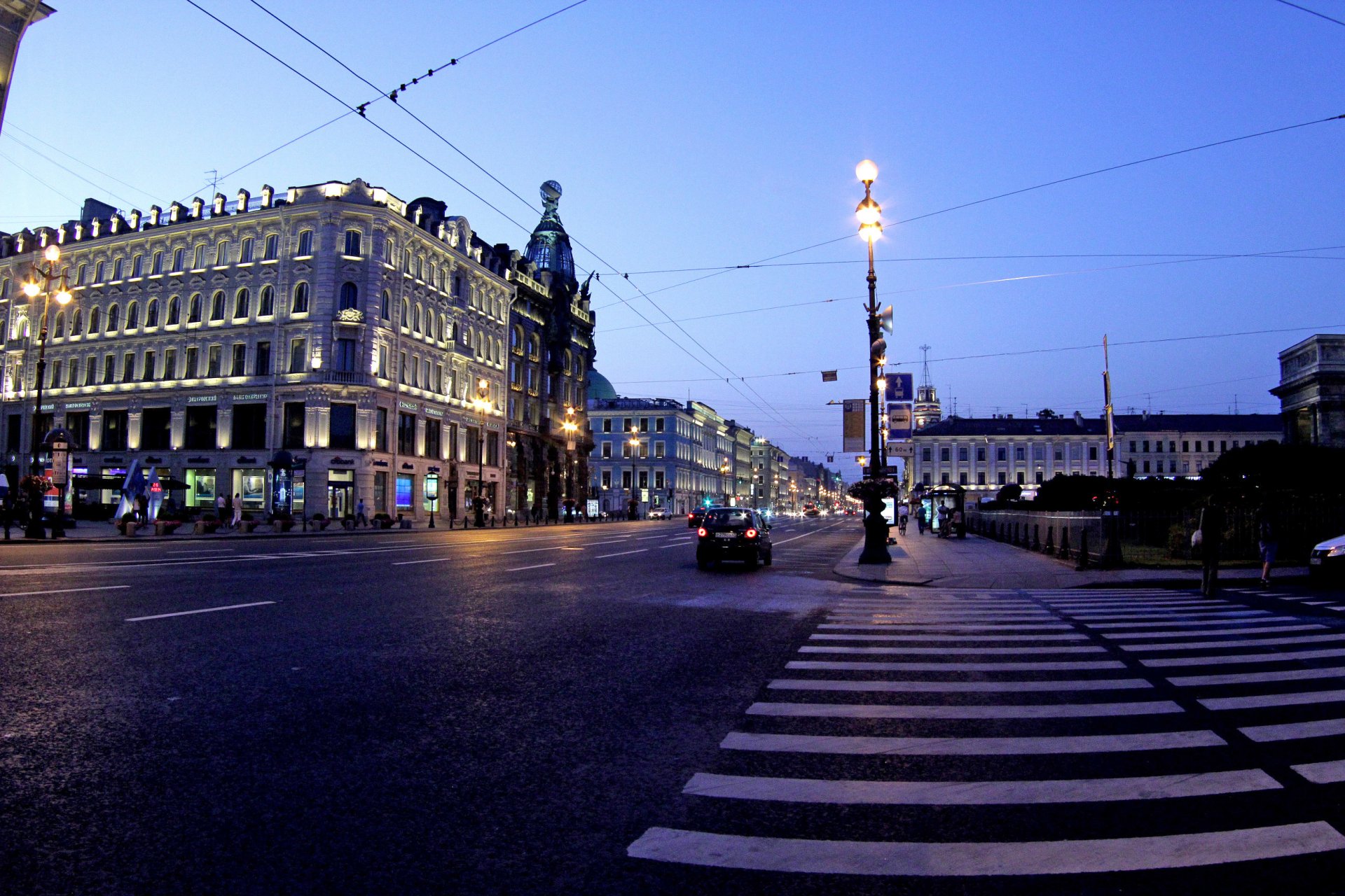 petersburg leningrad peter sankt petersburg rosja petersburg newski prospekt ulica ruch maszyny vc singer