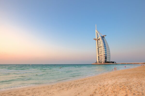Hotel Dubai vista dalla bellissima spiaggia