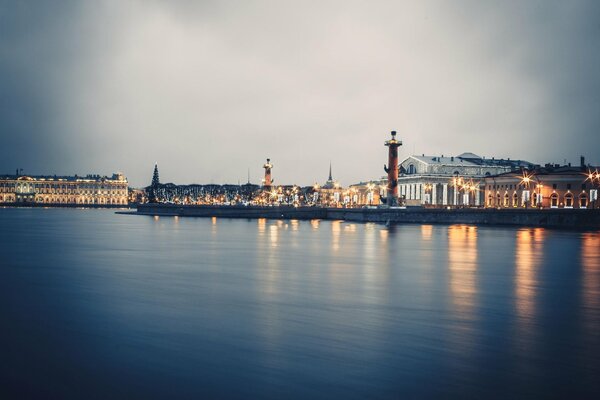 San Petersburgo río Neva