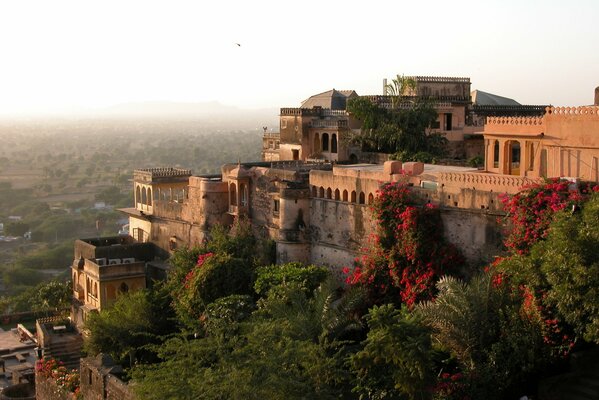 India Palace Architectural Construction