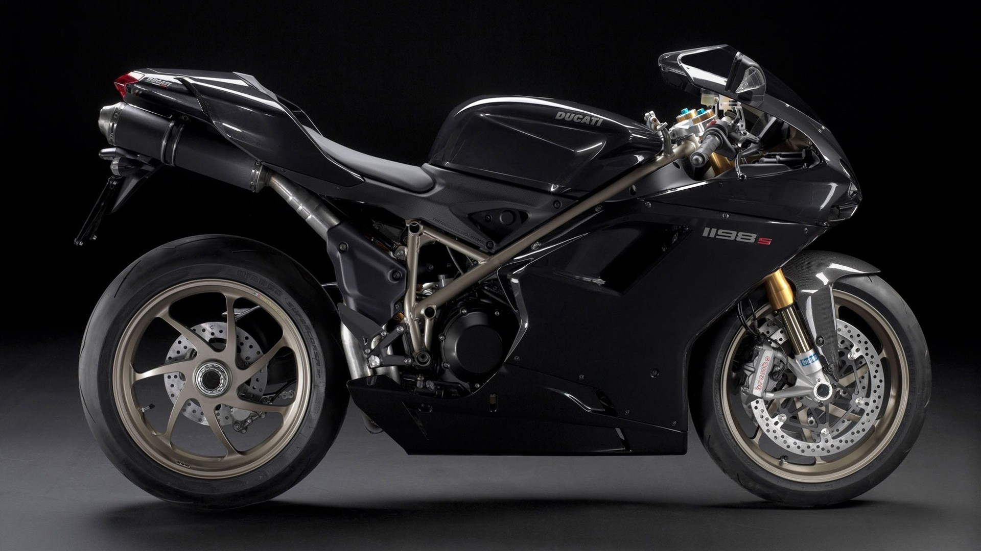 motocicleta ducati 1198 superbike