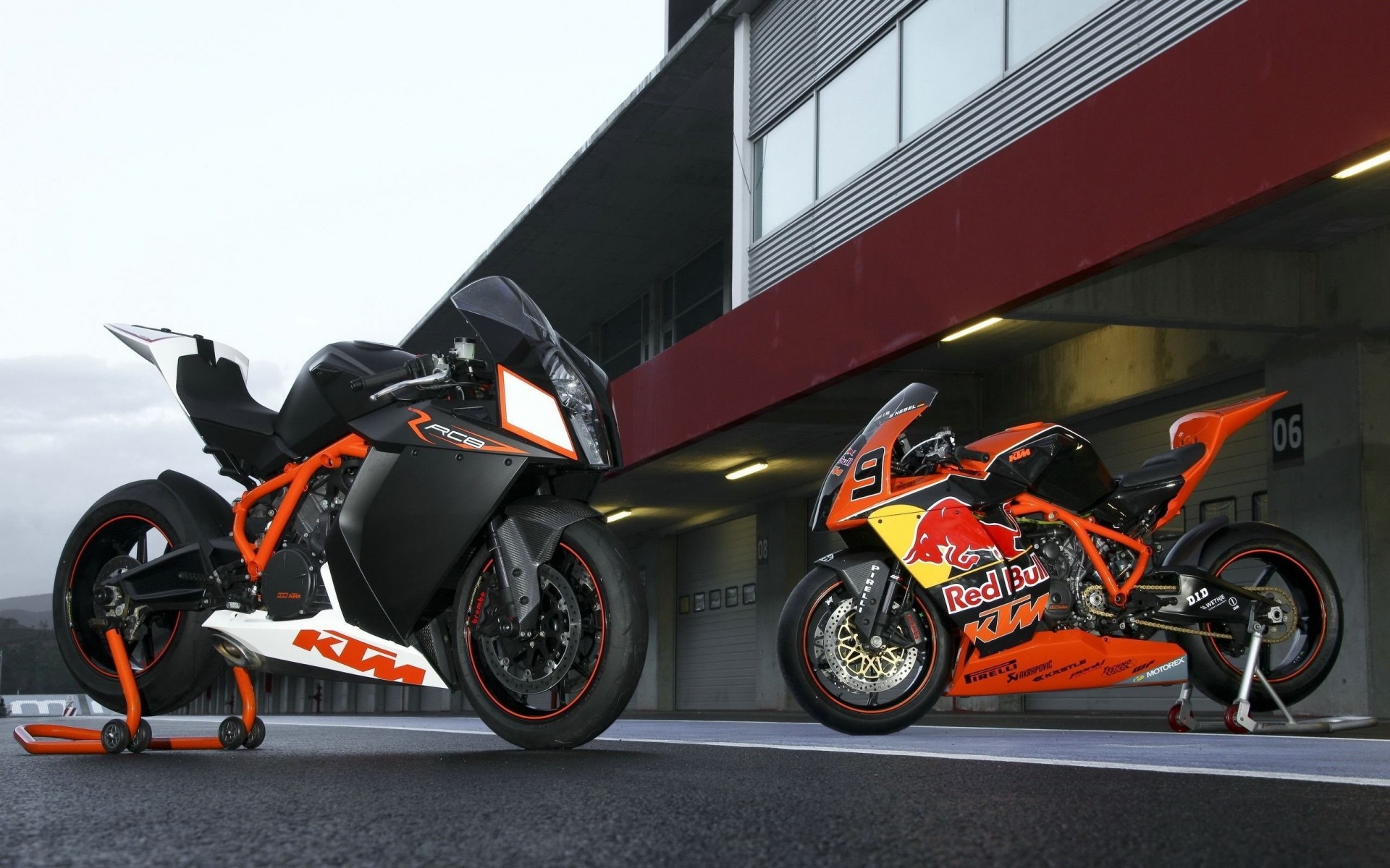 bike ktm red bull