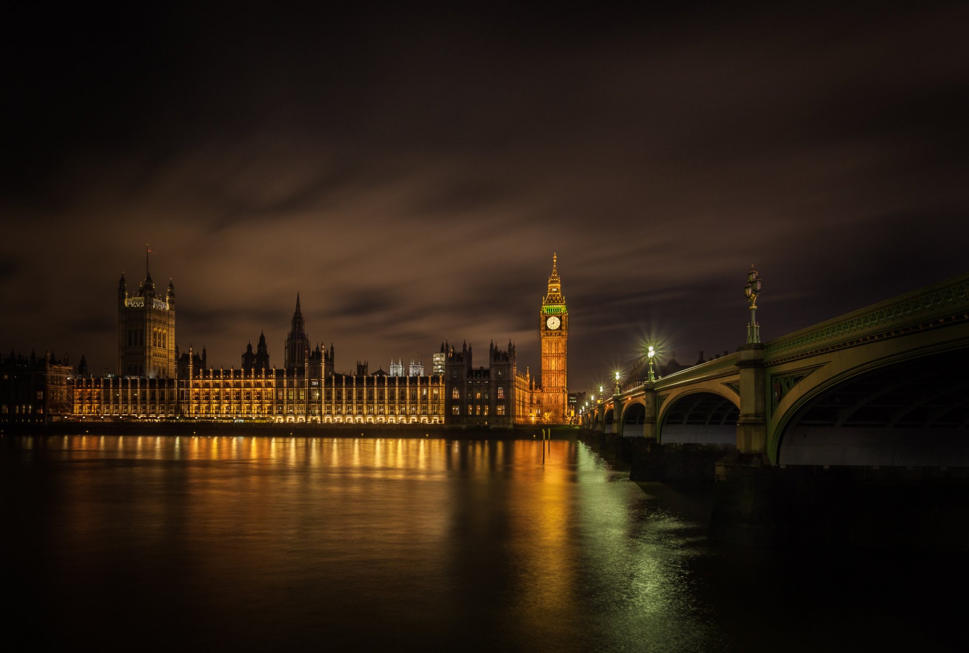 londyn tamiza most westminster noc światła