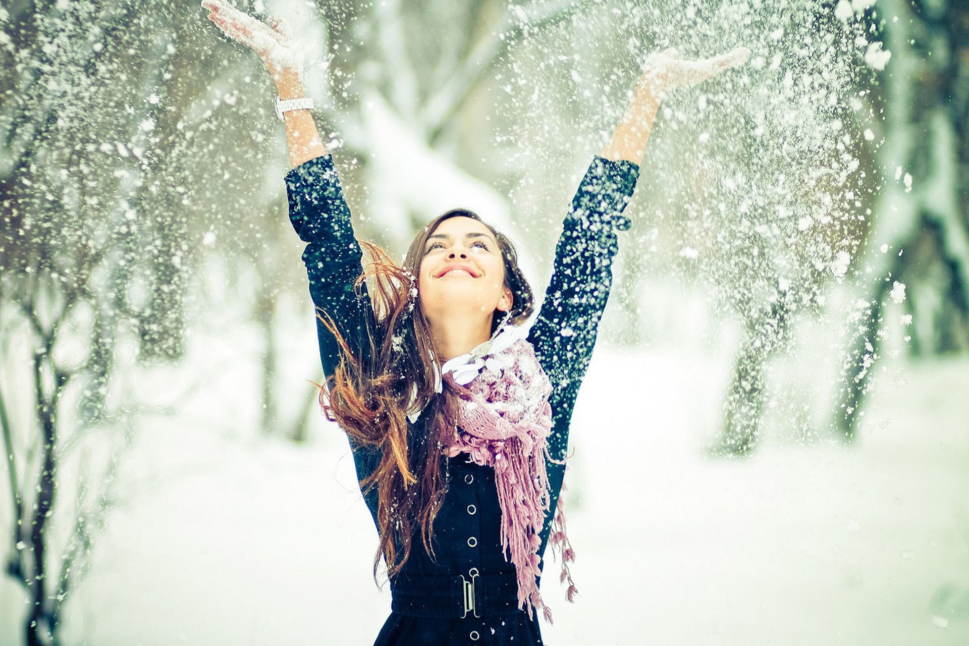 girl mood winter snow