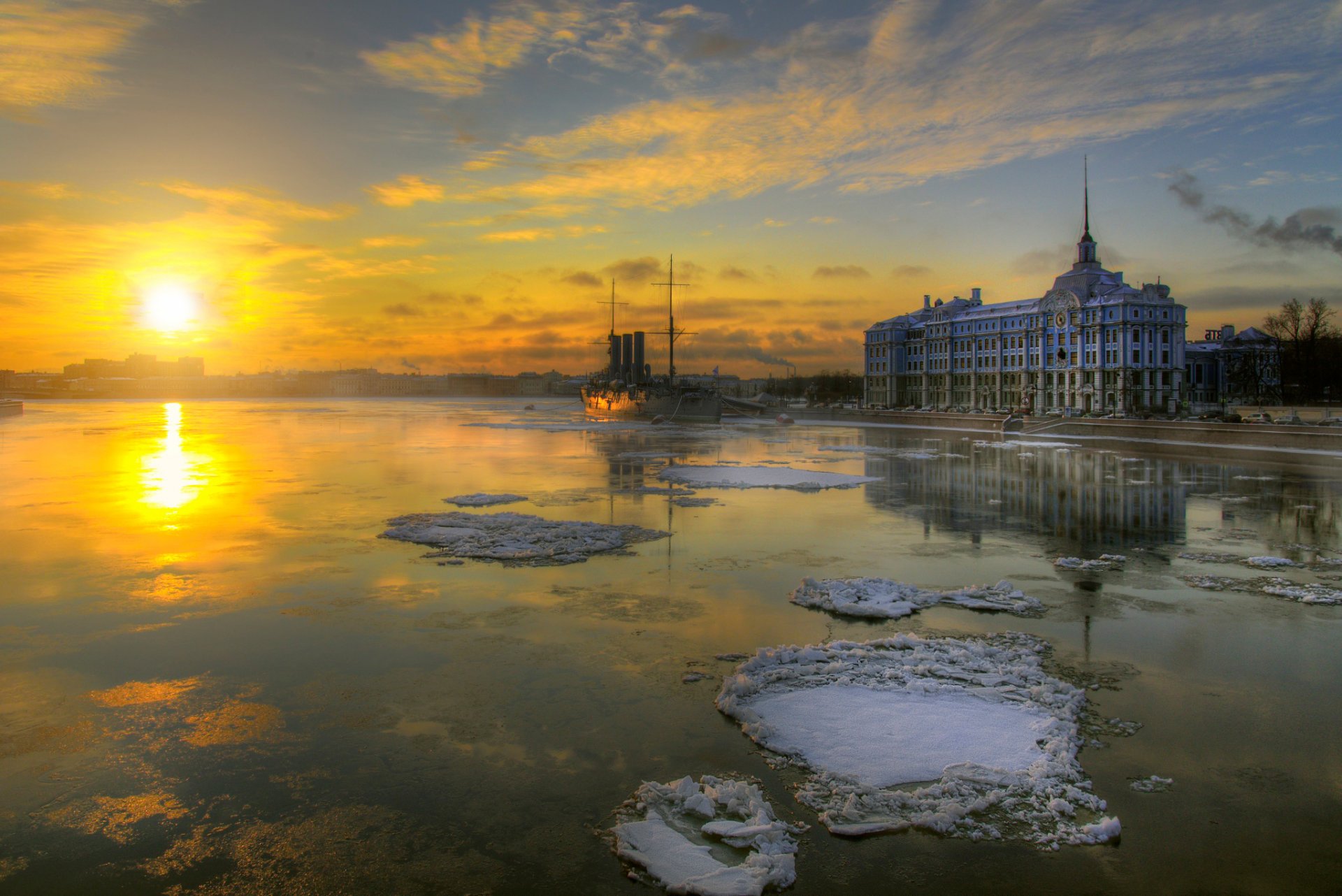 san petersburgo crucero aurora invierno