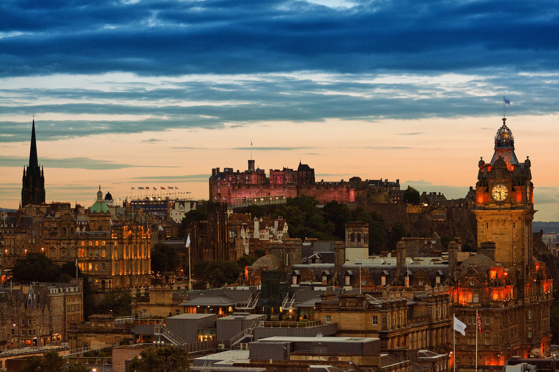 edimburgo noche crepúsculo luces