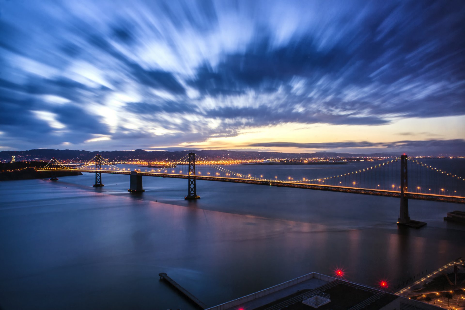 usa san francisco kalifornien bay bridge brücke bucht hafen lichter beleuchtung hintergrundbeleuchtung abend sonnenuntergang himmel wolken