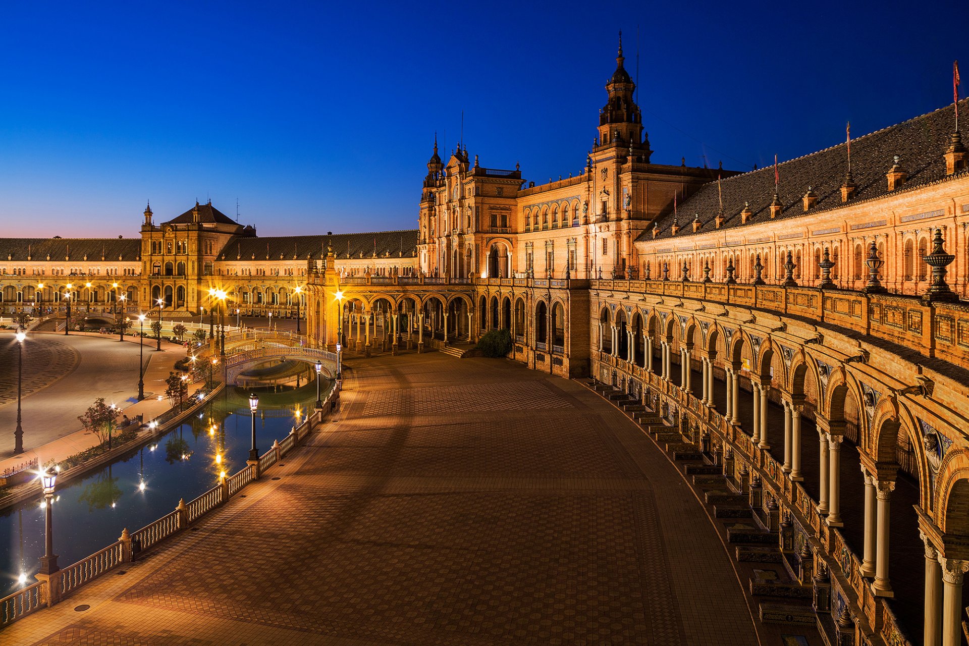 испания севилья plaza de españa andalucía андалусия архитектура возрождение ренессанс площадь город вечер сумерки