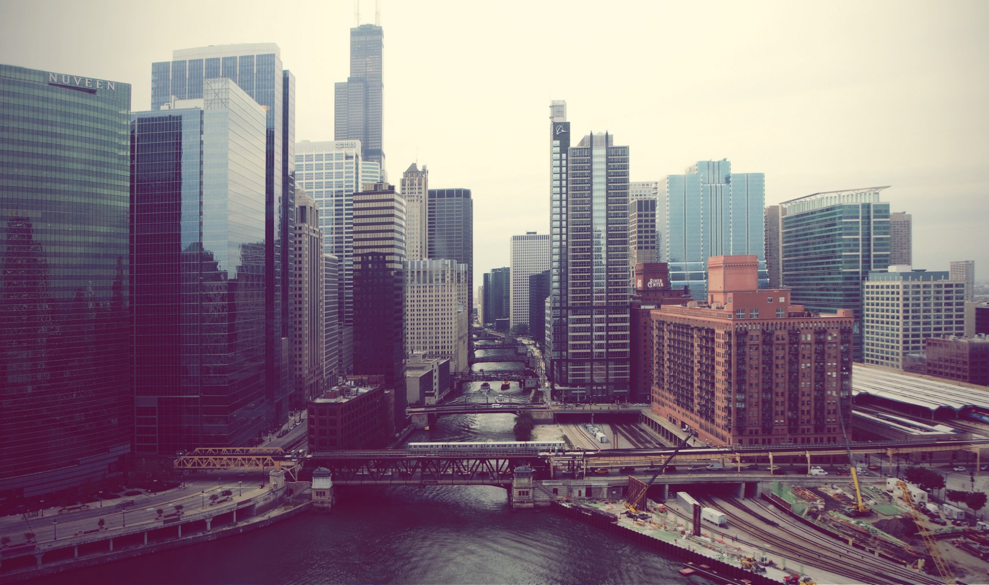 chicago illinois città fiume grattacieli nebbia