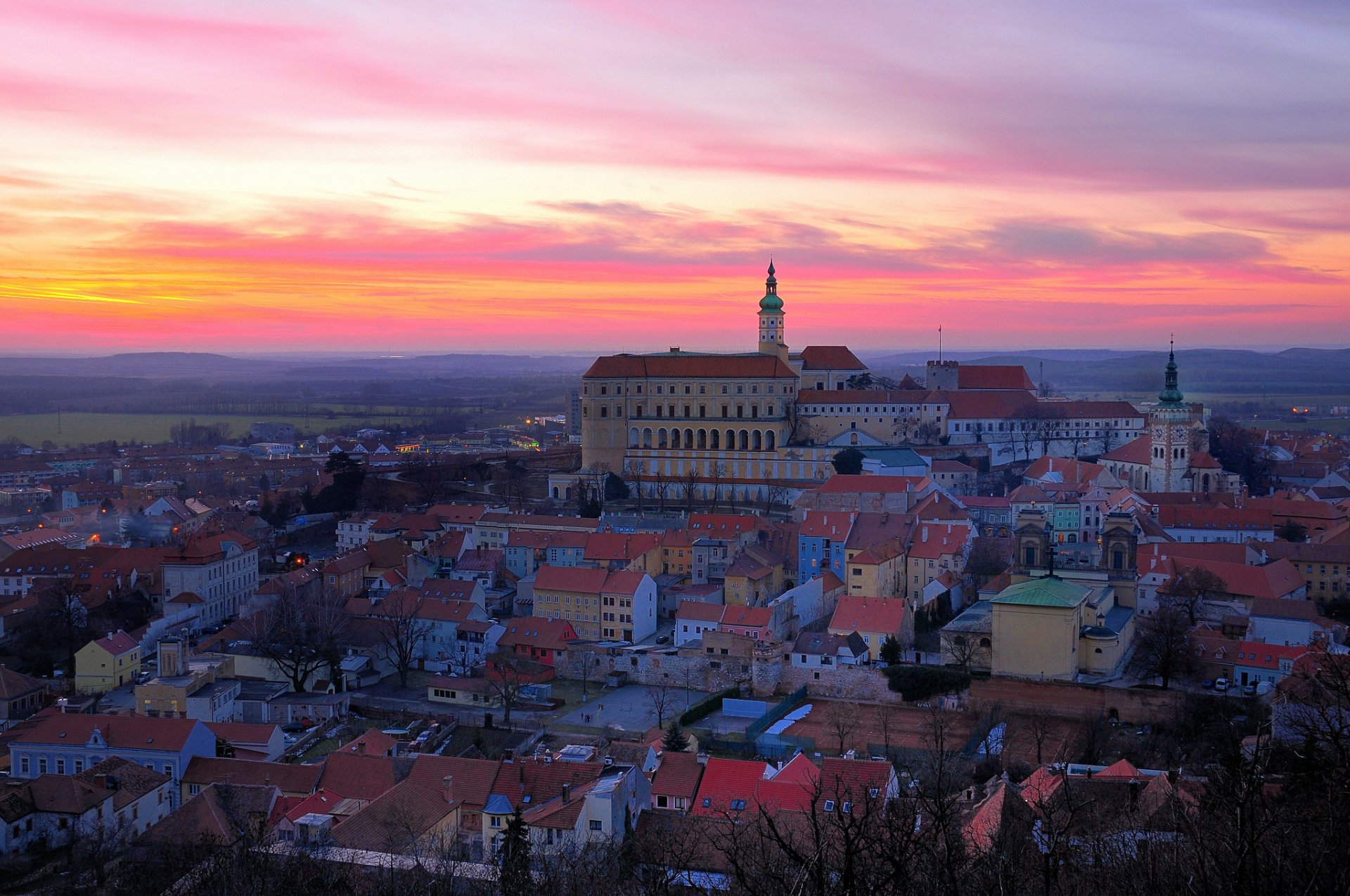 česká republika zámek mikulov чехия город вечер закат