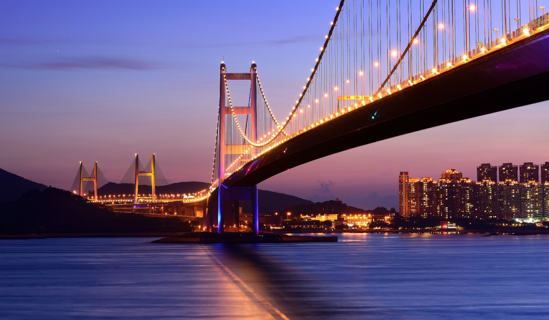 hong kong xiangang notte mare ponte luci illuminazione