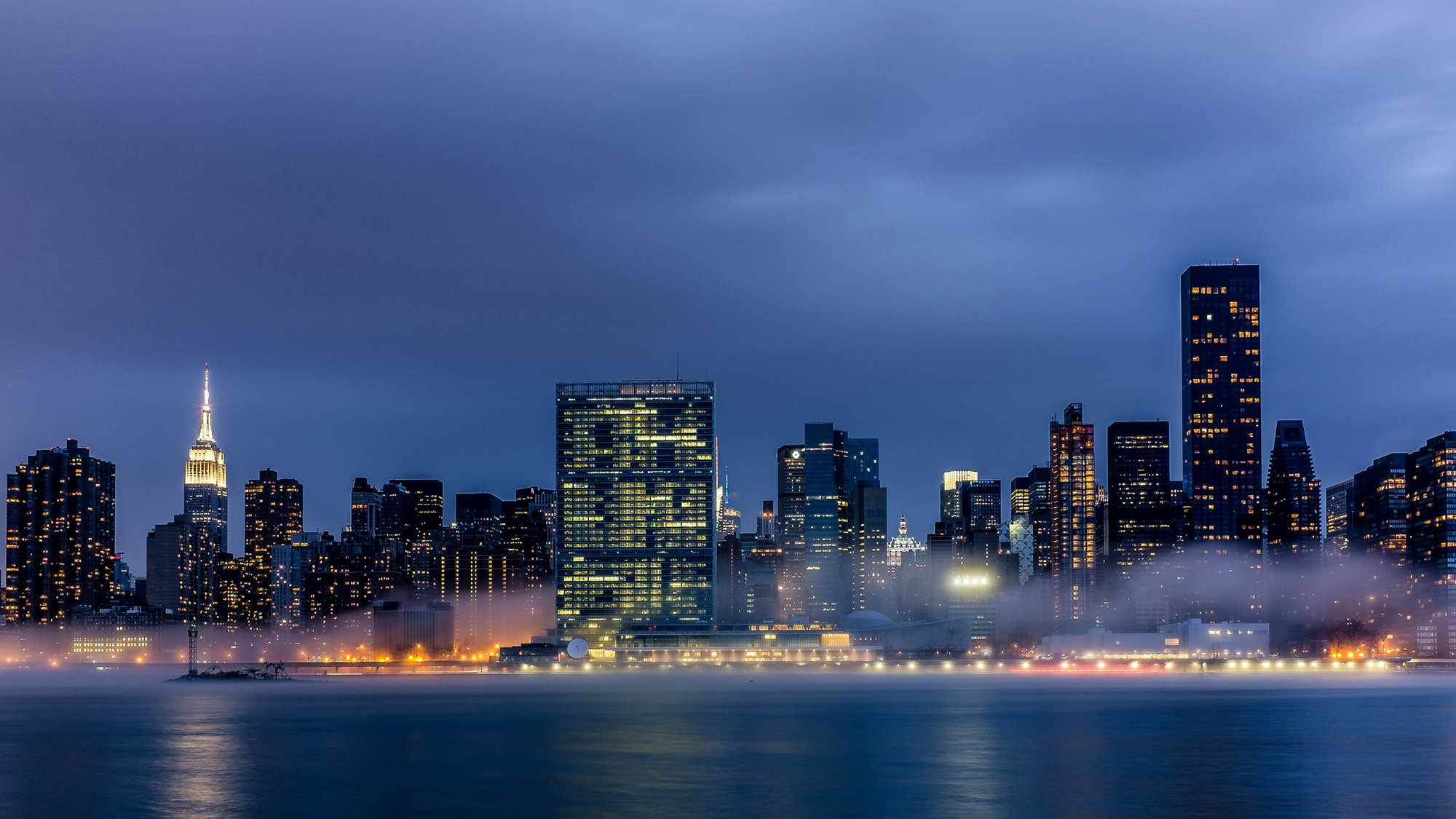 nueva york manhattan midtown midtown estados unidos noche niebla ciudad rascacielos edificios luces