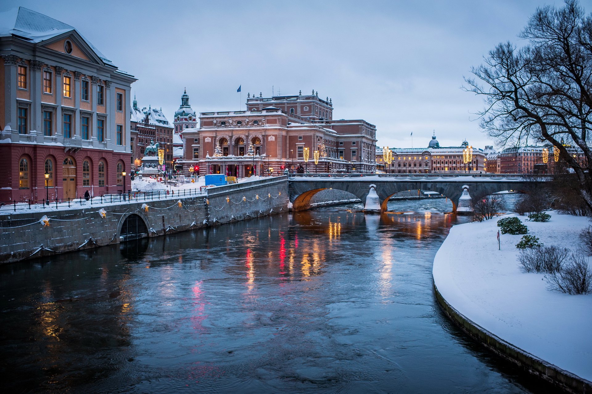 svezia inverno ponte fiume stoccolma canale d acqua città foto