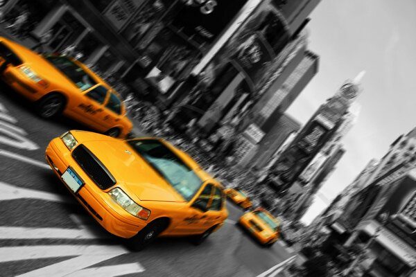 Taxis de nueva York en la carretera