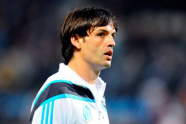 Fernando morientes spielt für Real ein guter Kerl