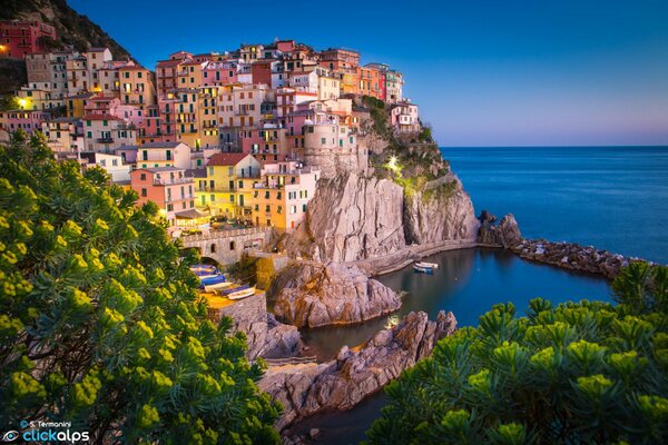 Cinque Terre rocks on the shore of the Ligurian Sea