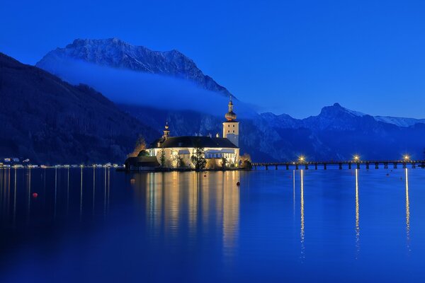 Traunsee Lake in Gmunden