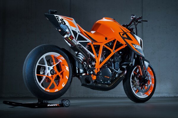 Title orange superduke on a black background