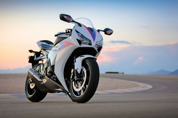 Eres lo mejor que hay en el mundo de la moto, Honda es un estilo de vida sobre ruedas