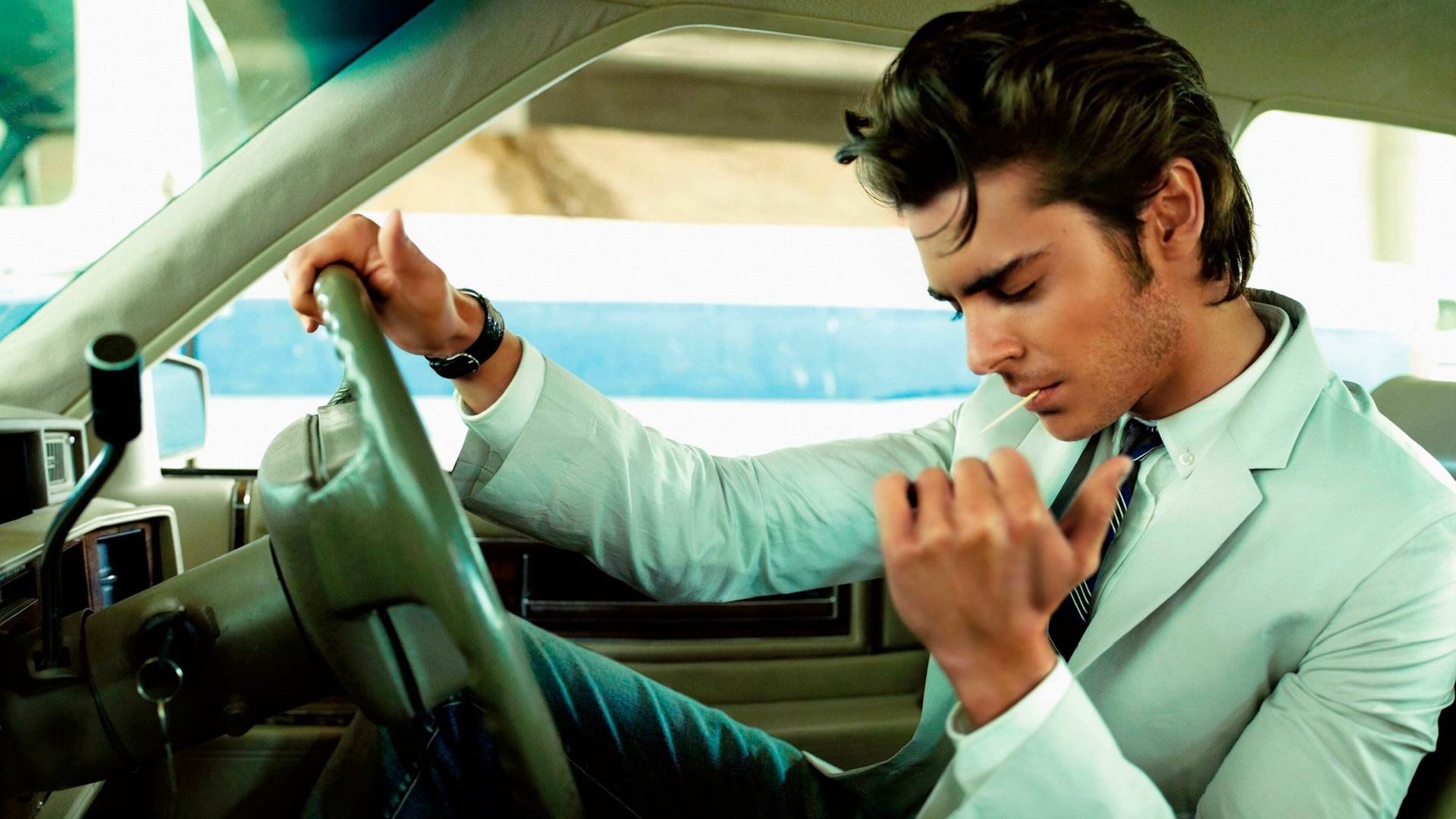 zac efron rock and roll aktor