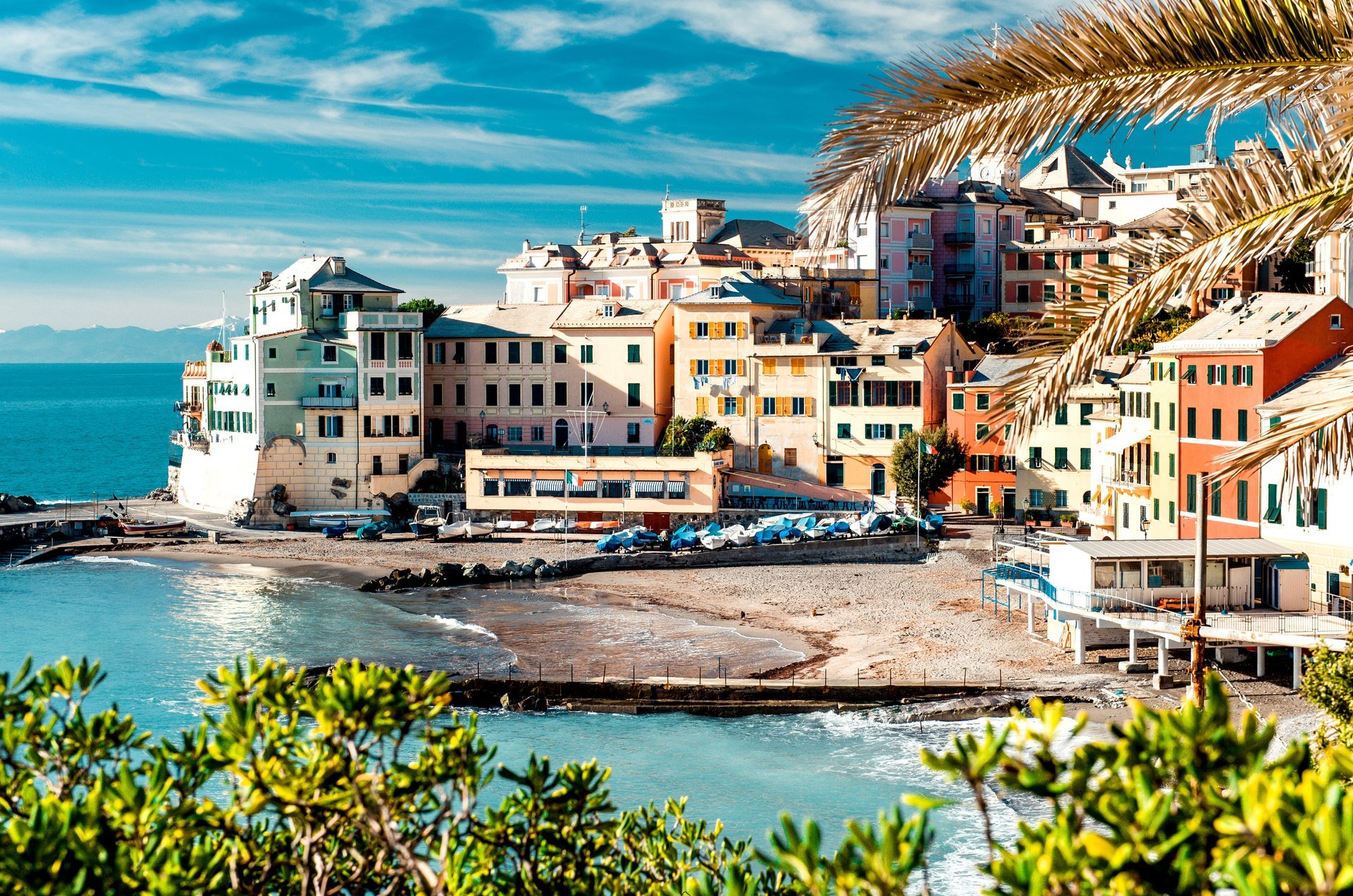 italien cinque terre cinque terre küste küste meer häuser gebäude bäume liegeplatz boote natur landschaft