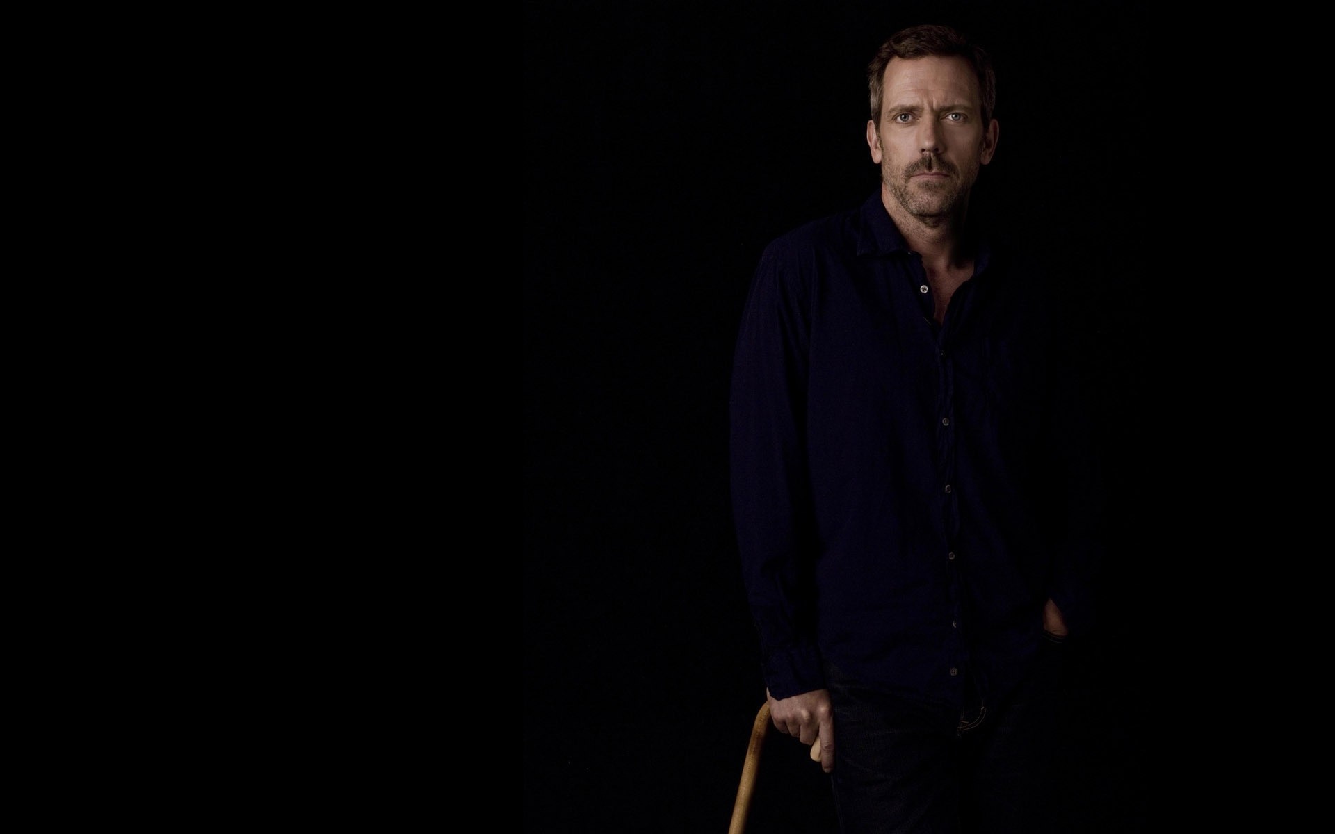 hugh laurie bastone da passeggio ometto attore