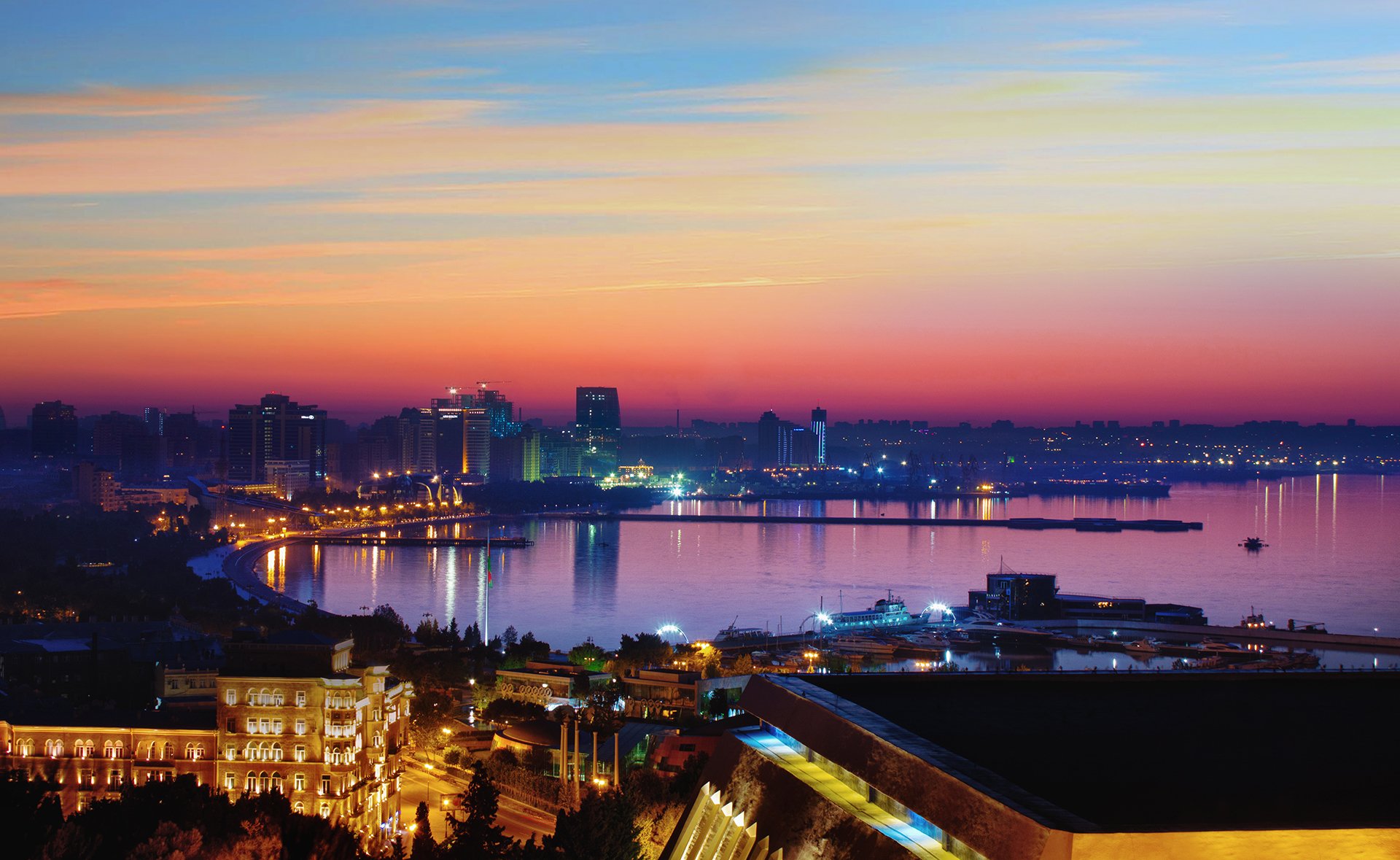 sonnenaufgang himmel stadt meer baku