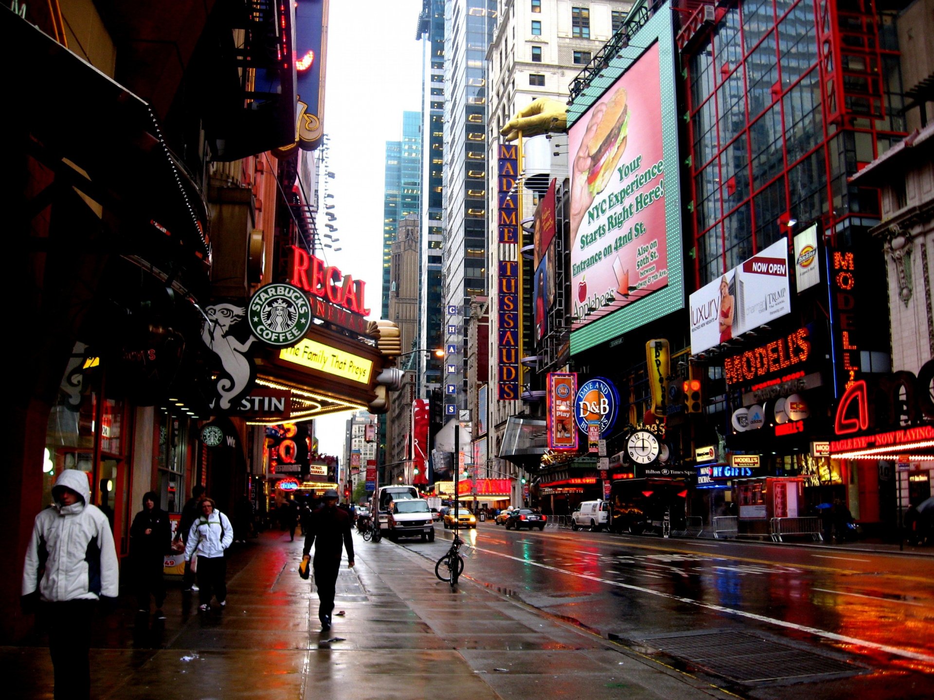 nueva york manhattan rascacielos starbucks gente lluvia nueva york ciudad