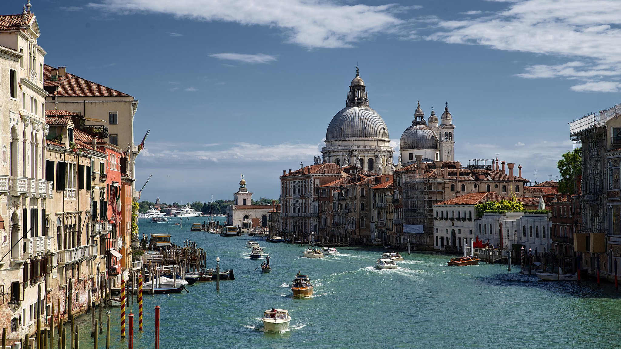 wenecja canal grande łodzie