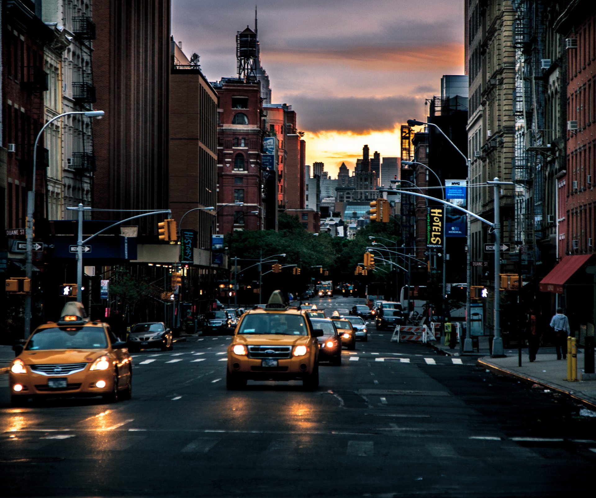 new york city straße taxi dämmerung