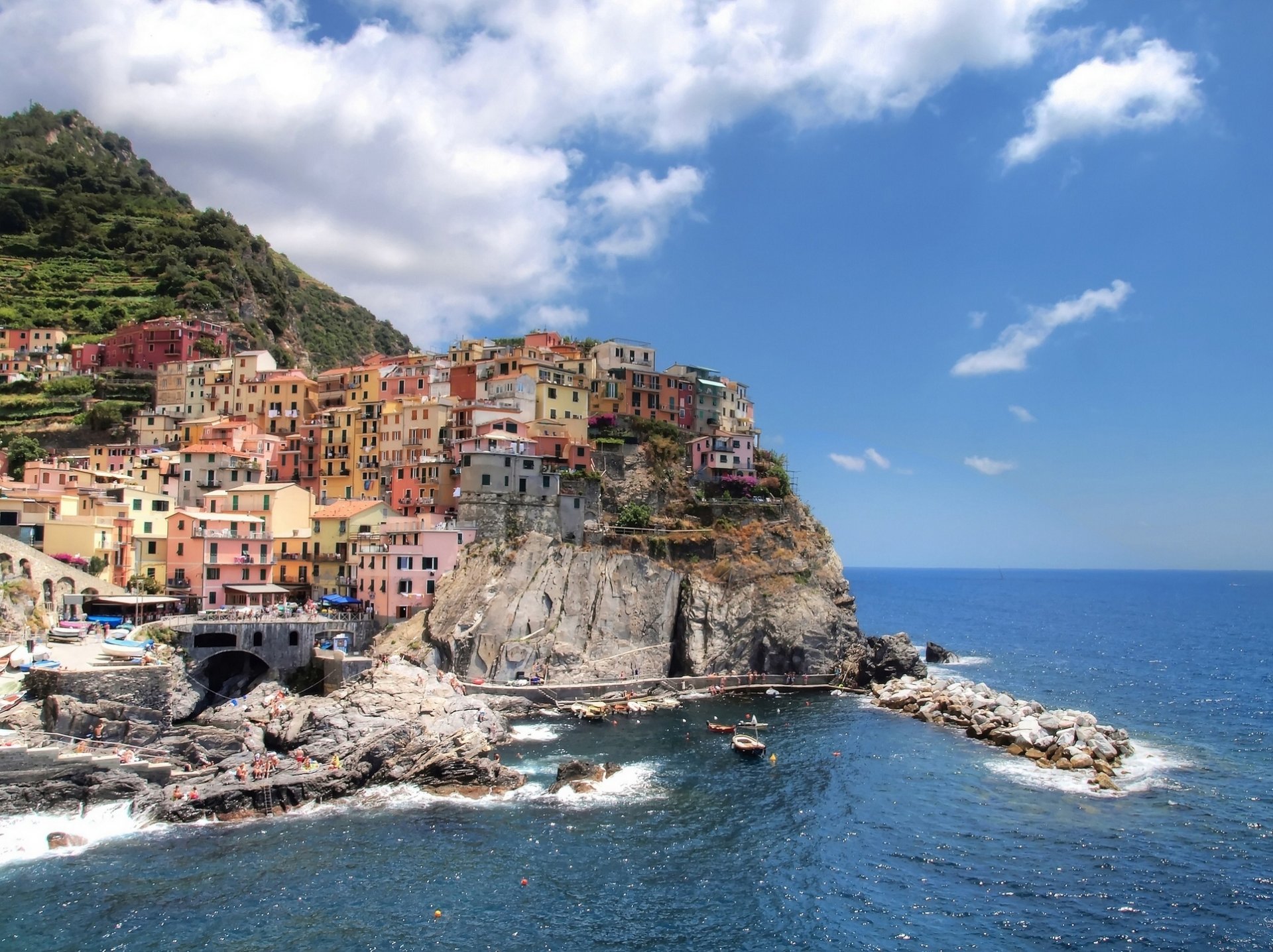 manarola italien felsen meer gebäude landschaft