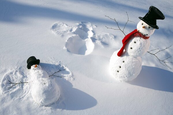 Beau temps d hiver, bonhommes de neige de la neige