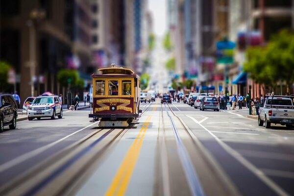 Tranvía en San Francisco y una calle increíble