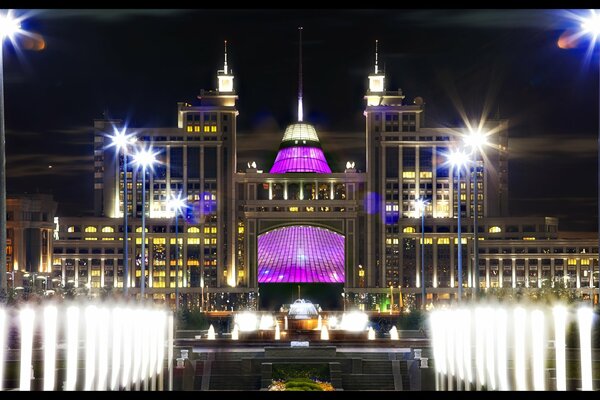 Luces de la noche Astana, Kazajstán