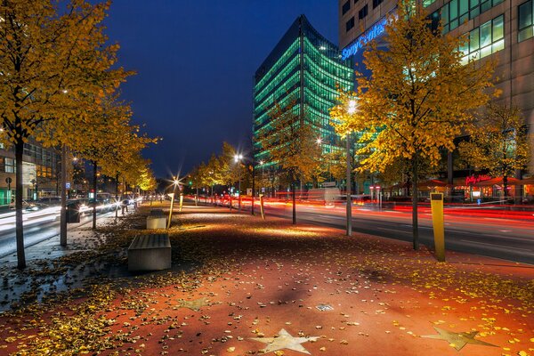 Eine Nachtstadt in Deutschland