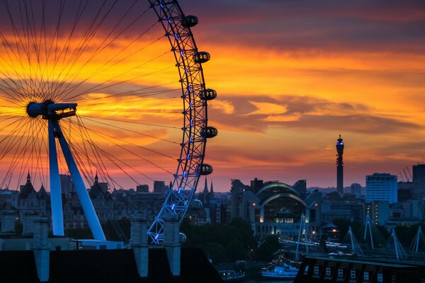 Ferris wheel at sunset in London