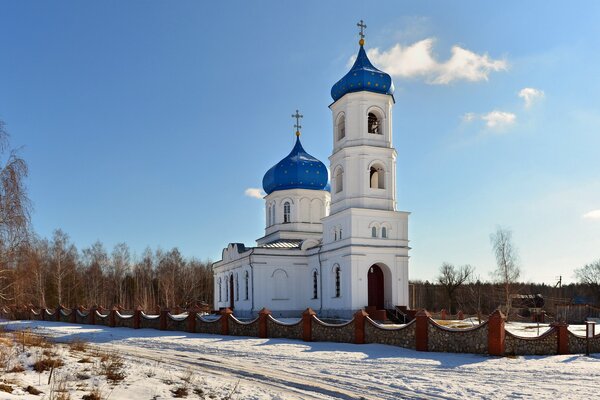 Iglesia de la intercesión en Rusia