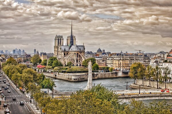 Painted view of the beautiful Notre Dame de Paris