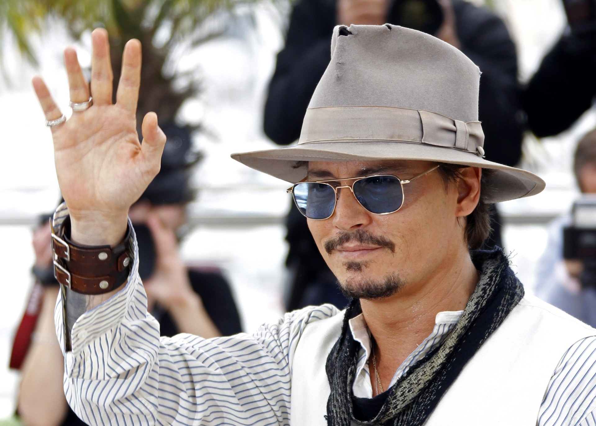 cappello occhiali da sole johnny depp vista attore