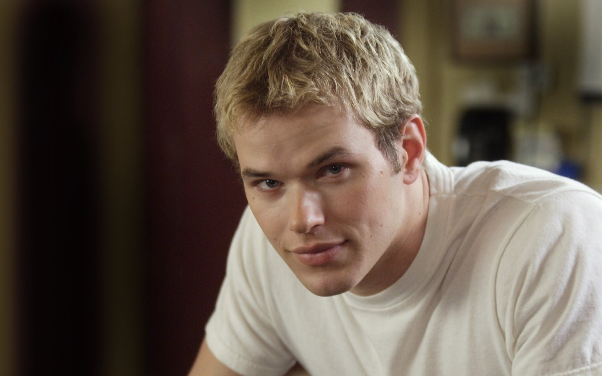 bello kellan lutz kellan lutz bionda attore