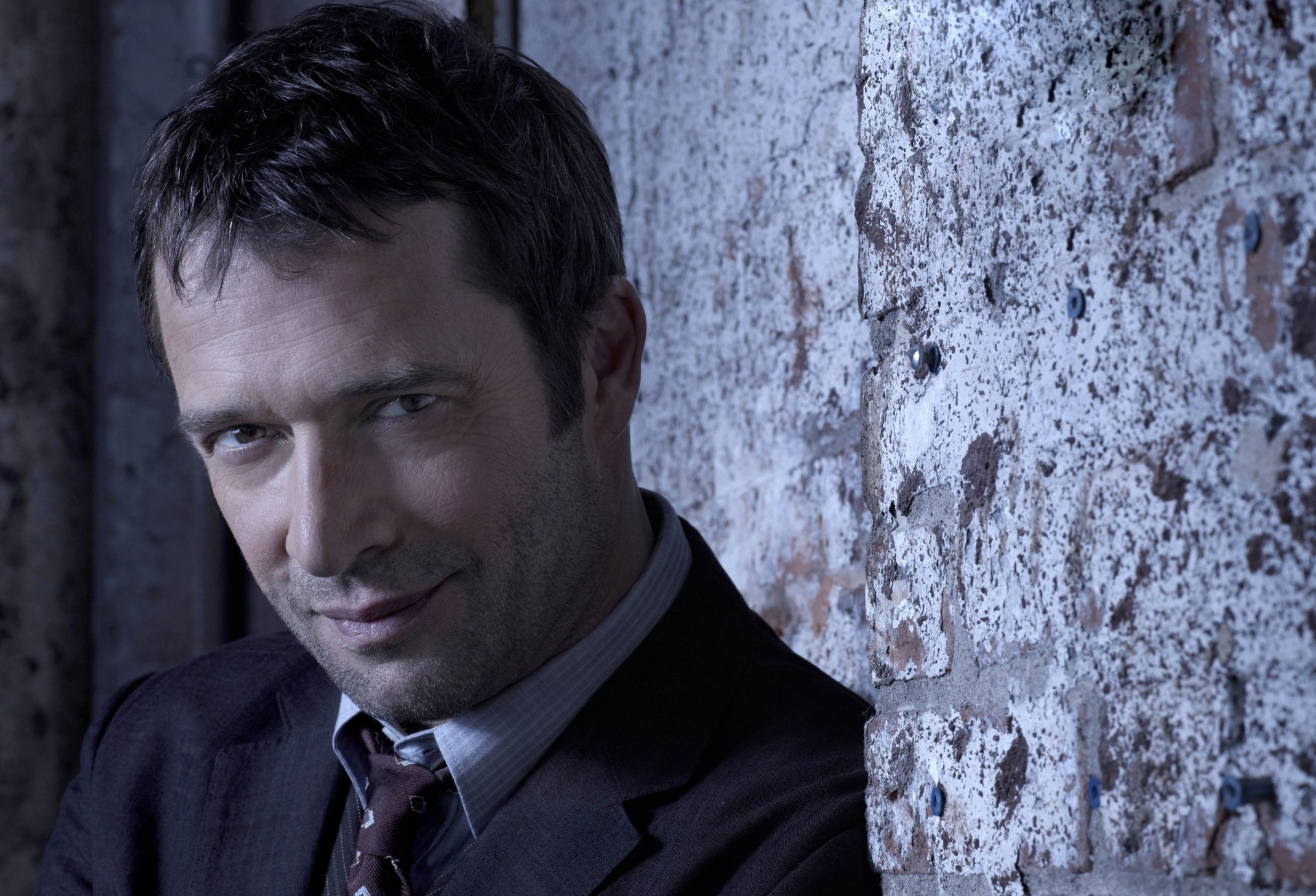 ritratto james purefoy attore