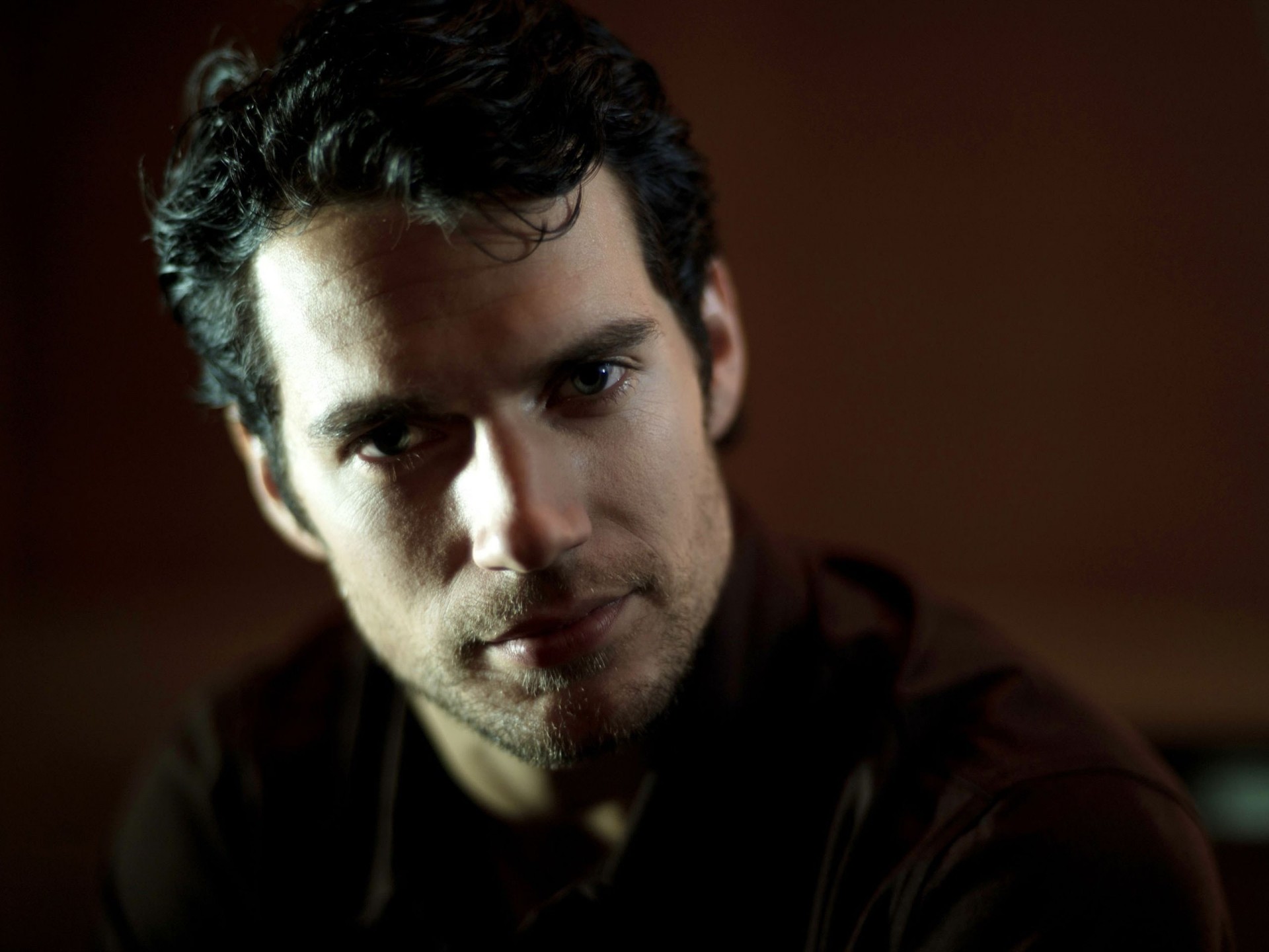 hombre henry cavill cara actor