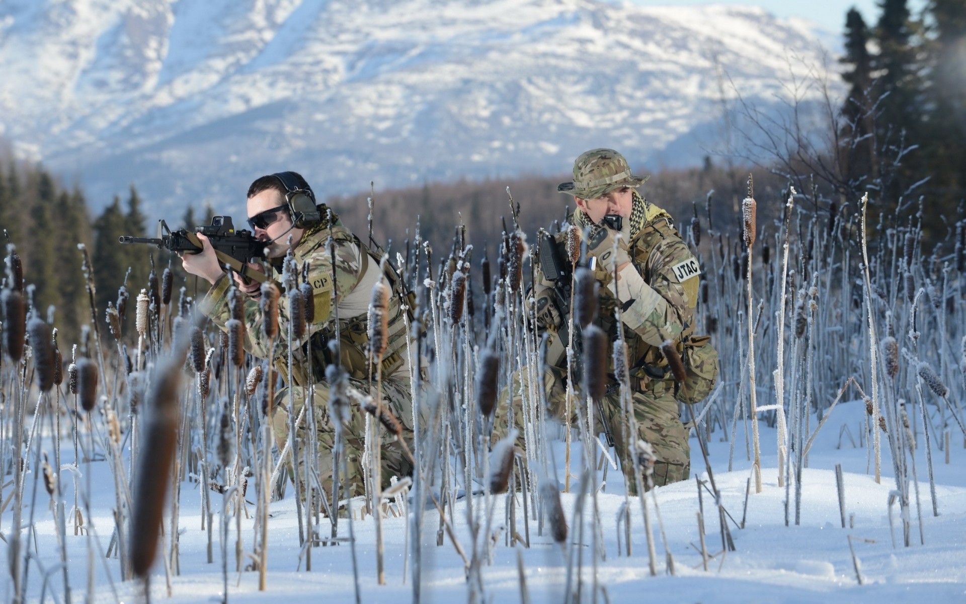 armas invierno soldados