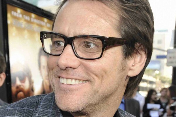 Portrait of actor Jim Carrey with glasses