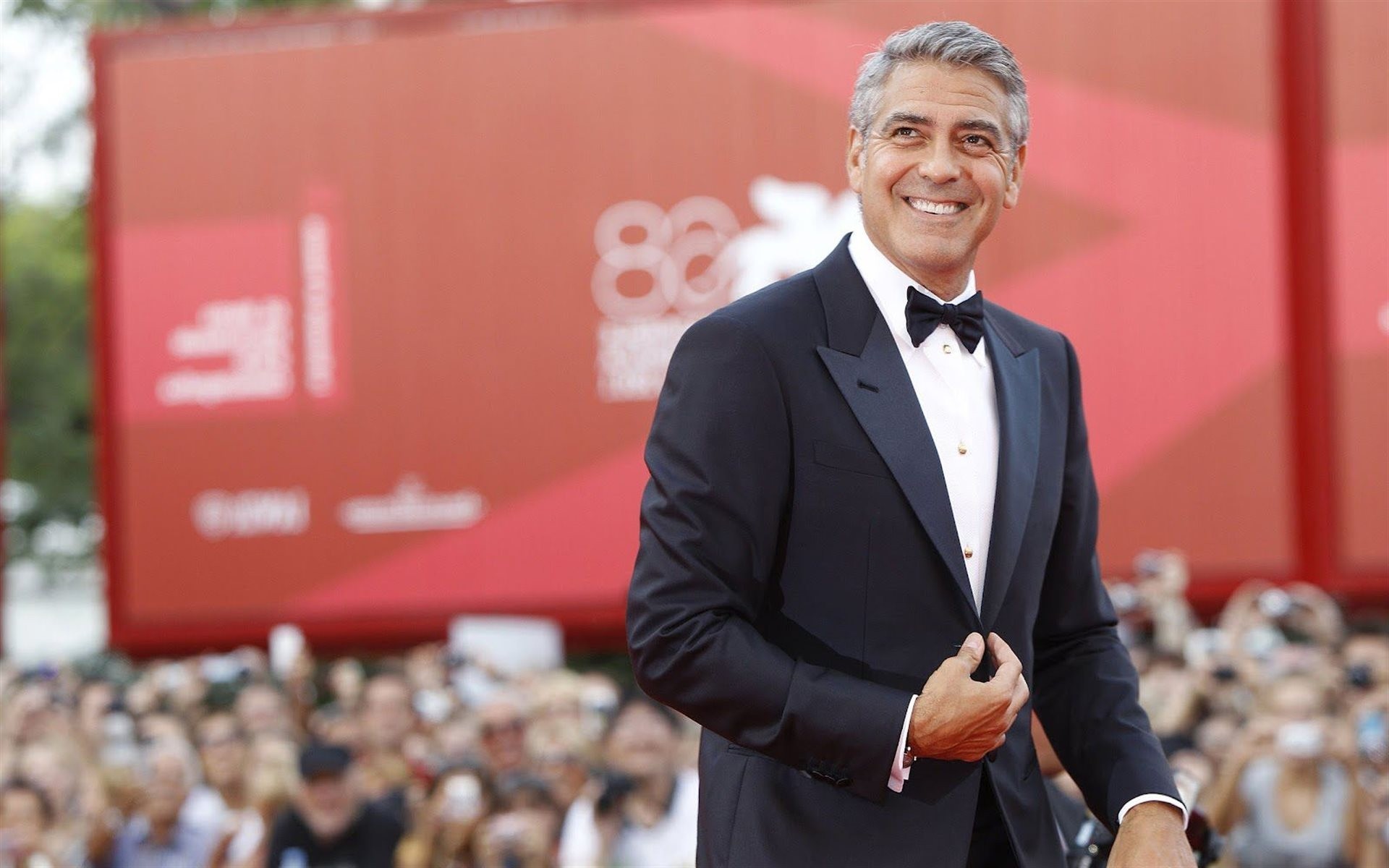 man men george clooney hollywood suit celebrity actor